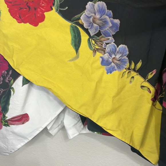 Oscar de la Renta Ivory Multi Skort Size 8 MSRP $1490 - Picture 5 of 12